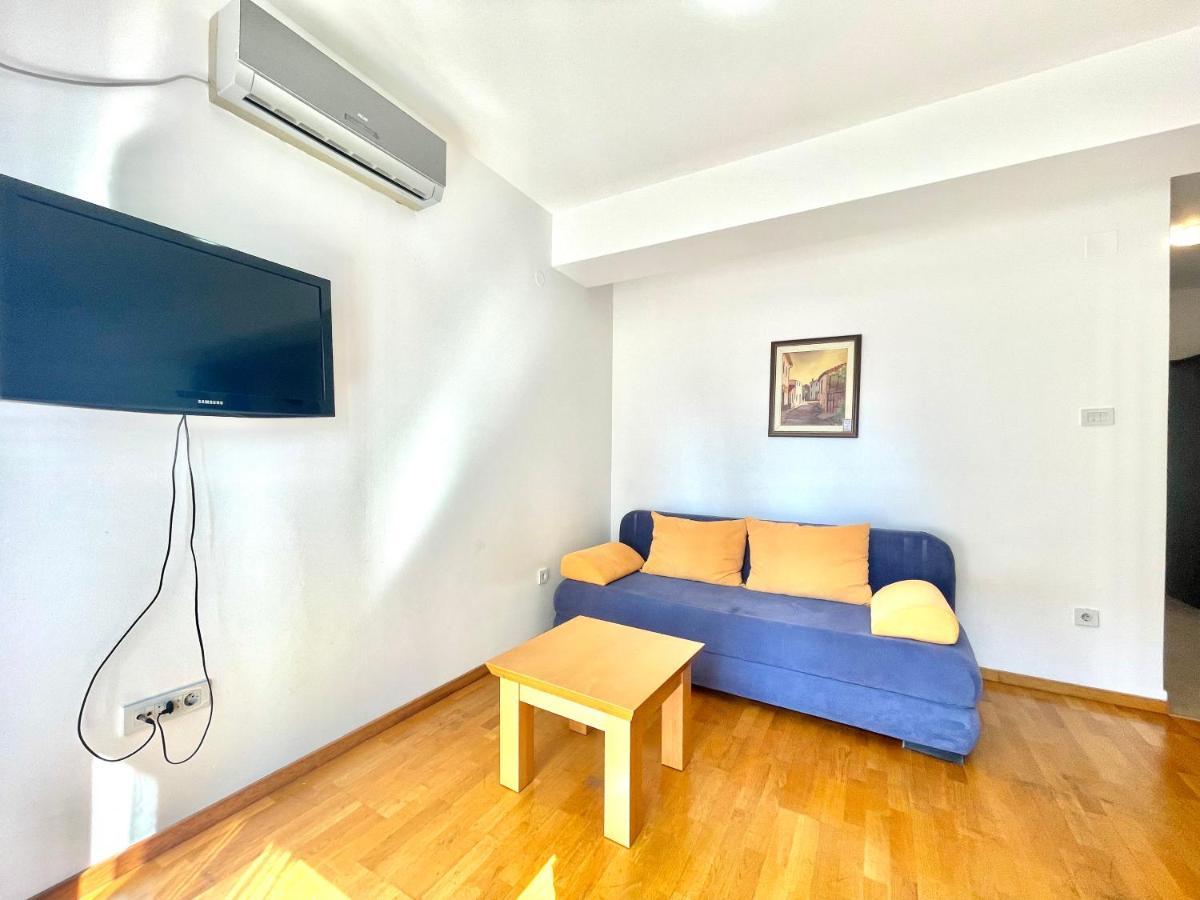 Comfort Apartments Aleksic Budva Luaran gambar