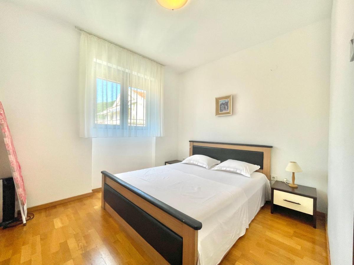 Comfort Apartments Aleksic Budva Luaran gambar