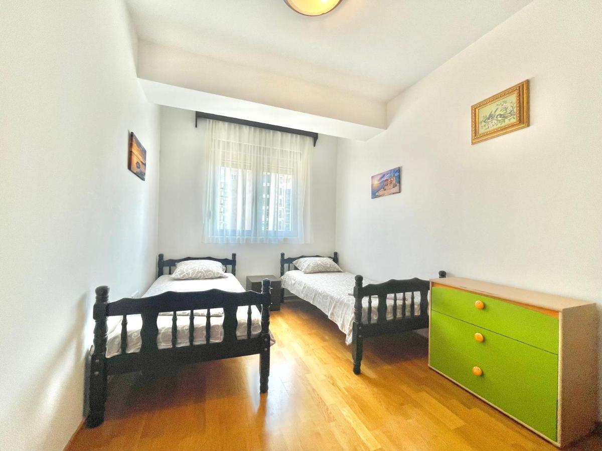 Comfort Apartments Aleksic Budva Luaran gambar