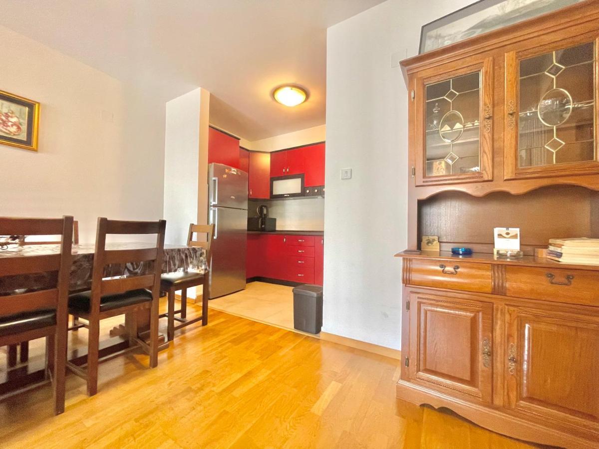 Comfort Apartments Aleksic Budva Luaran gambar