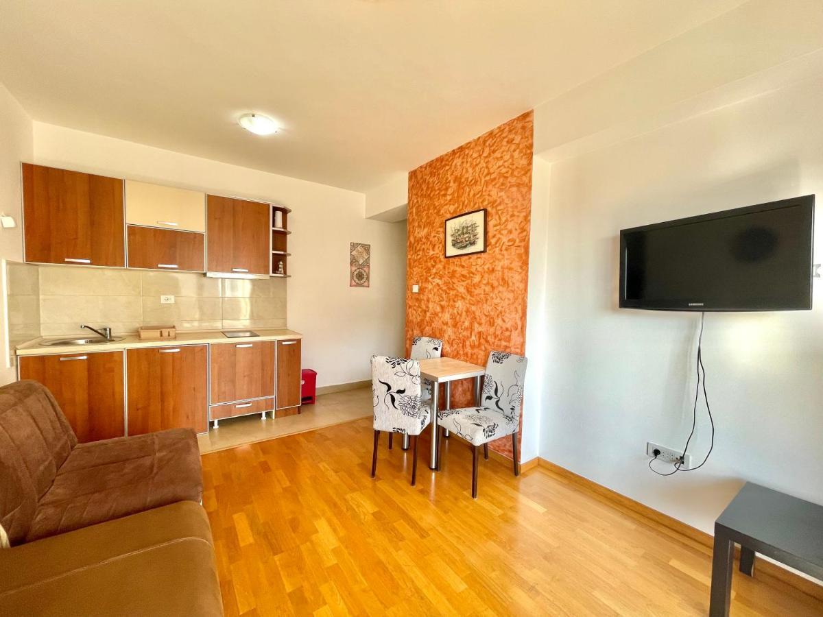 Comfort Apartments Aleksic Budva Luaran gambar