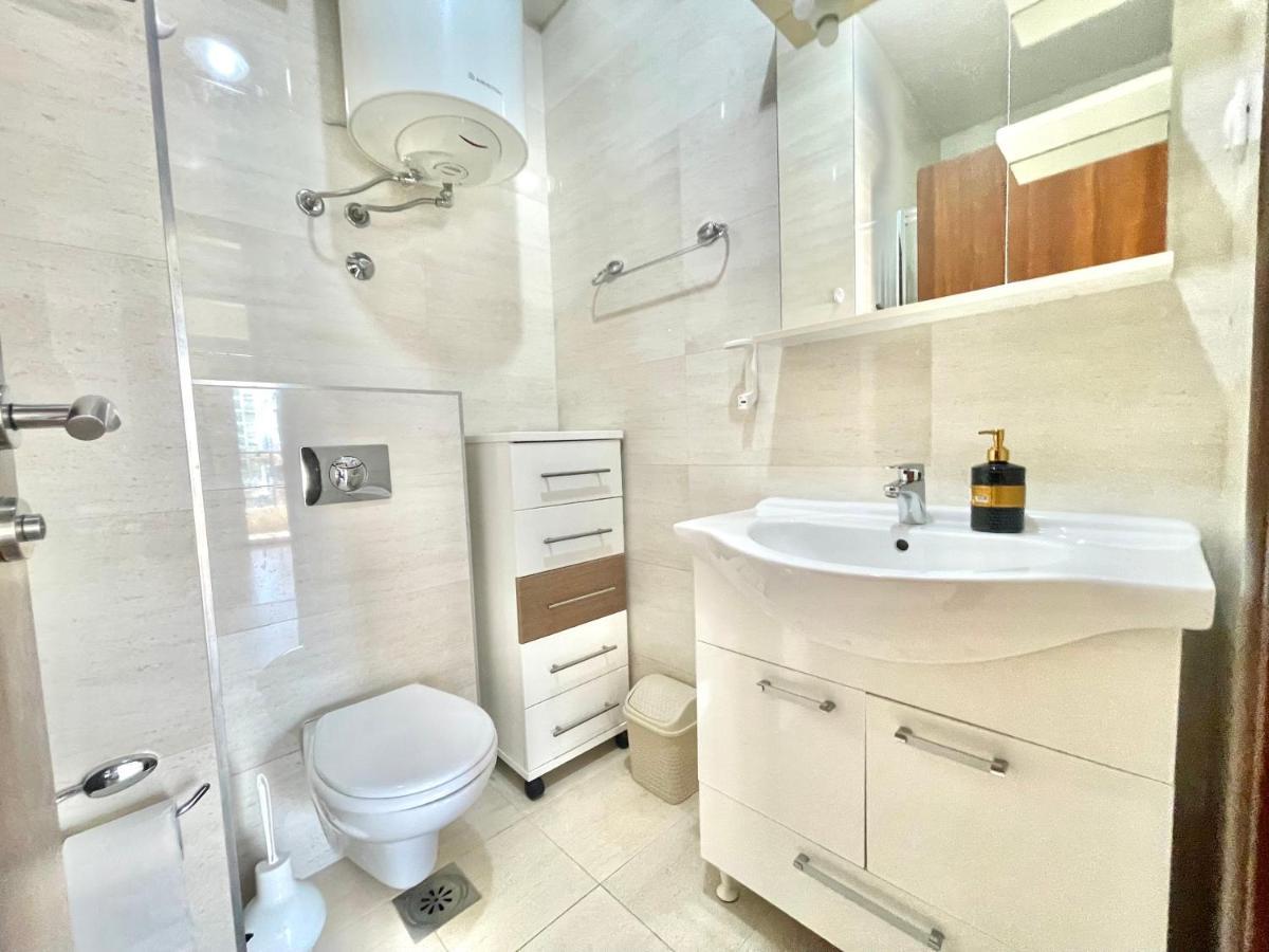Comfort Apartments Aleksic Budva Luaran gambar